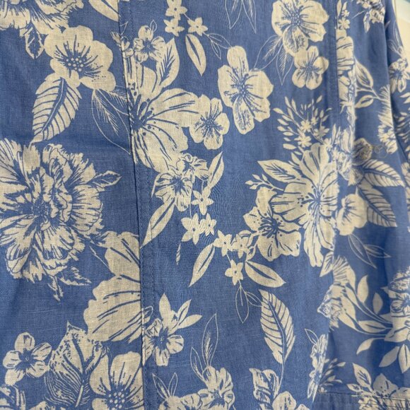 NWT C&C California Blue & White Button Up Jacket (Size: M) - Picture 4 of 4